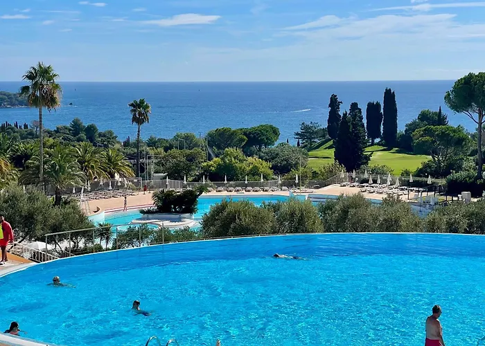 Cap Esterel - Duplex Avec 2 Terrasses Dont Une Tropezienne, Piscines Et Loisirs