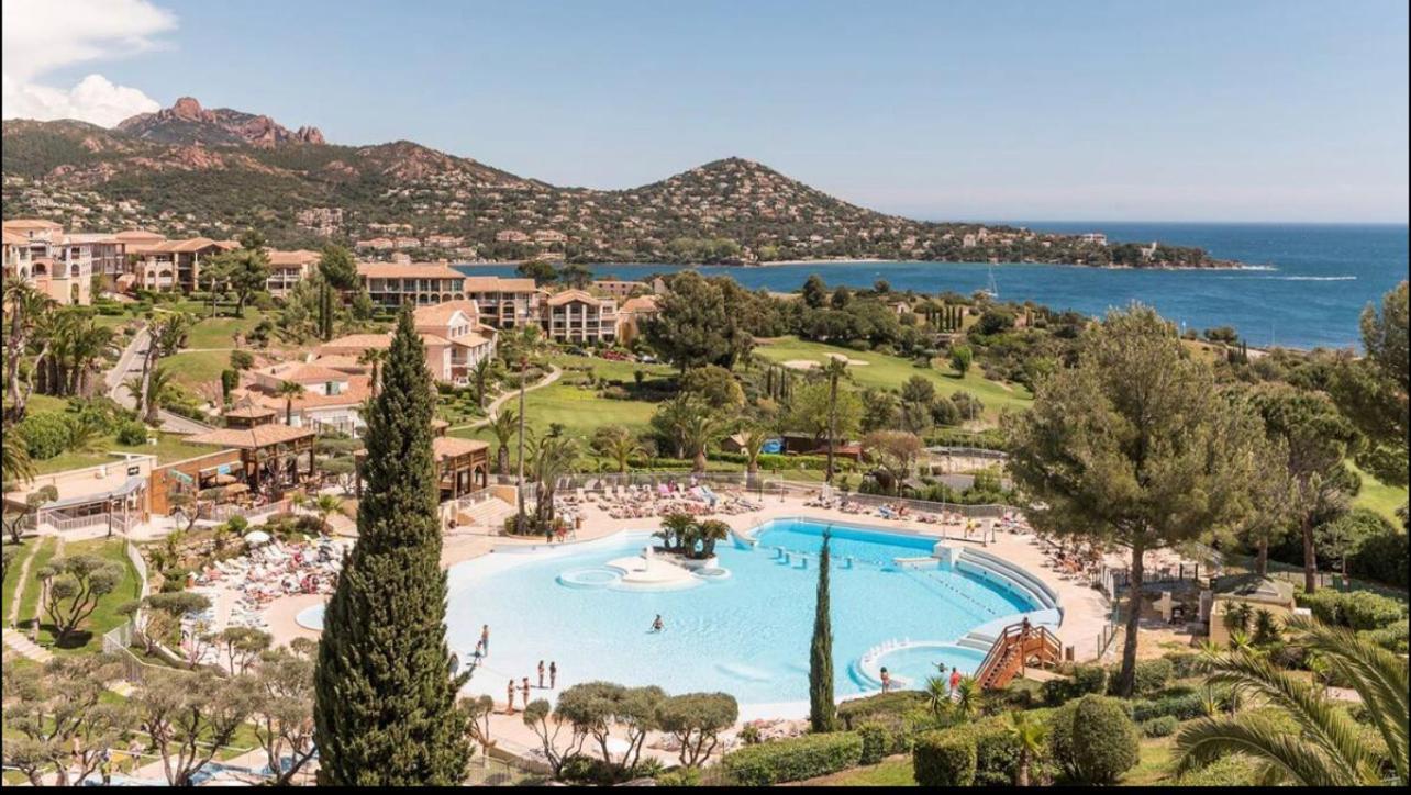 Cap Esterel - Duplex Avec 2 Terrasses Dont Tropezienne, Piscines Et Loisirs Apartment *