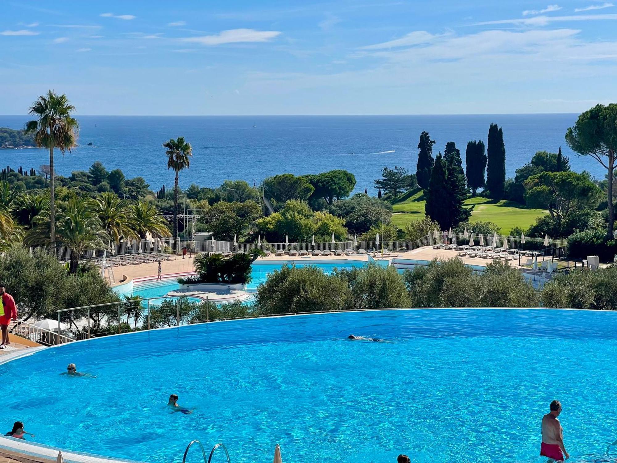Cap Esterel - Duplex Avec 2 Terrasses Dont Tropezienne, Piscines Et Loisirs *
